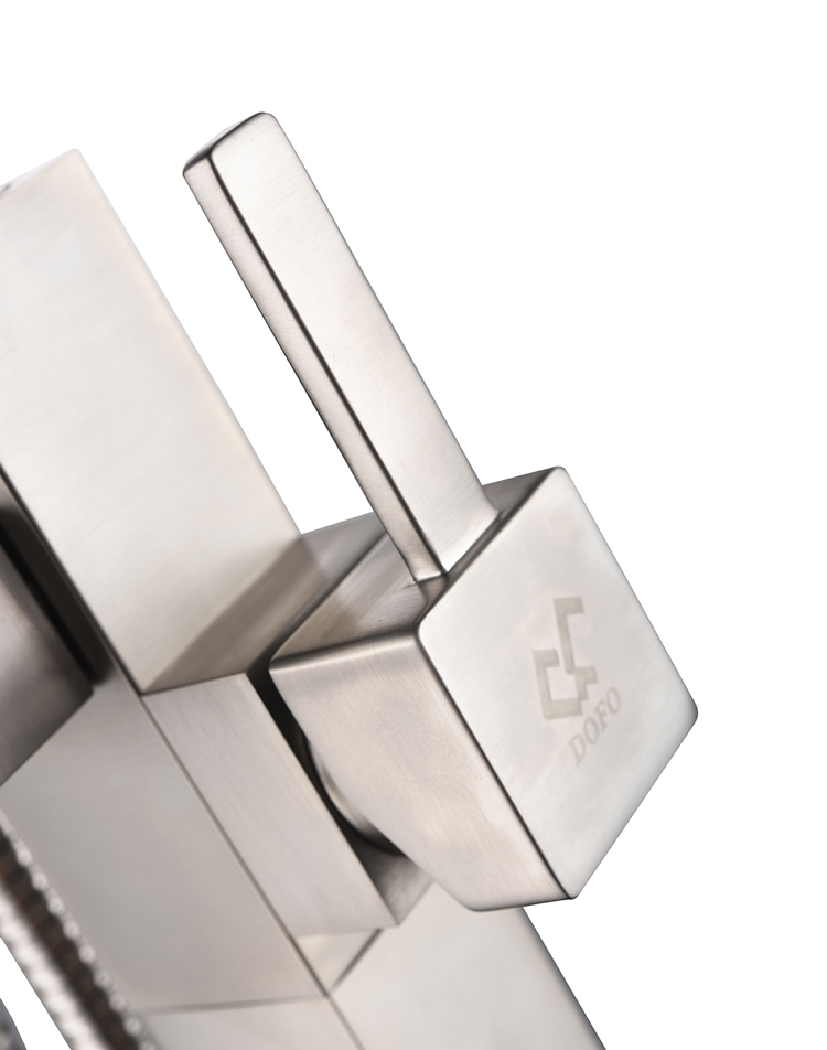 Hot Selling Modern Hot and Cold Water Exchange Bathtub Tap