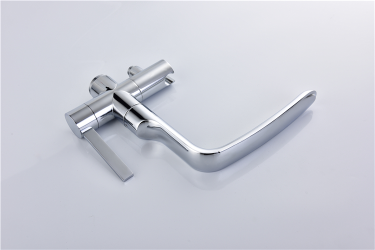 Single Hole High Quality Floor-Mount Bathtub Faucet Thermostatic Tap