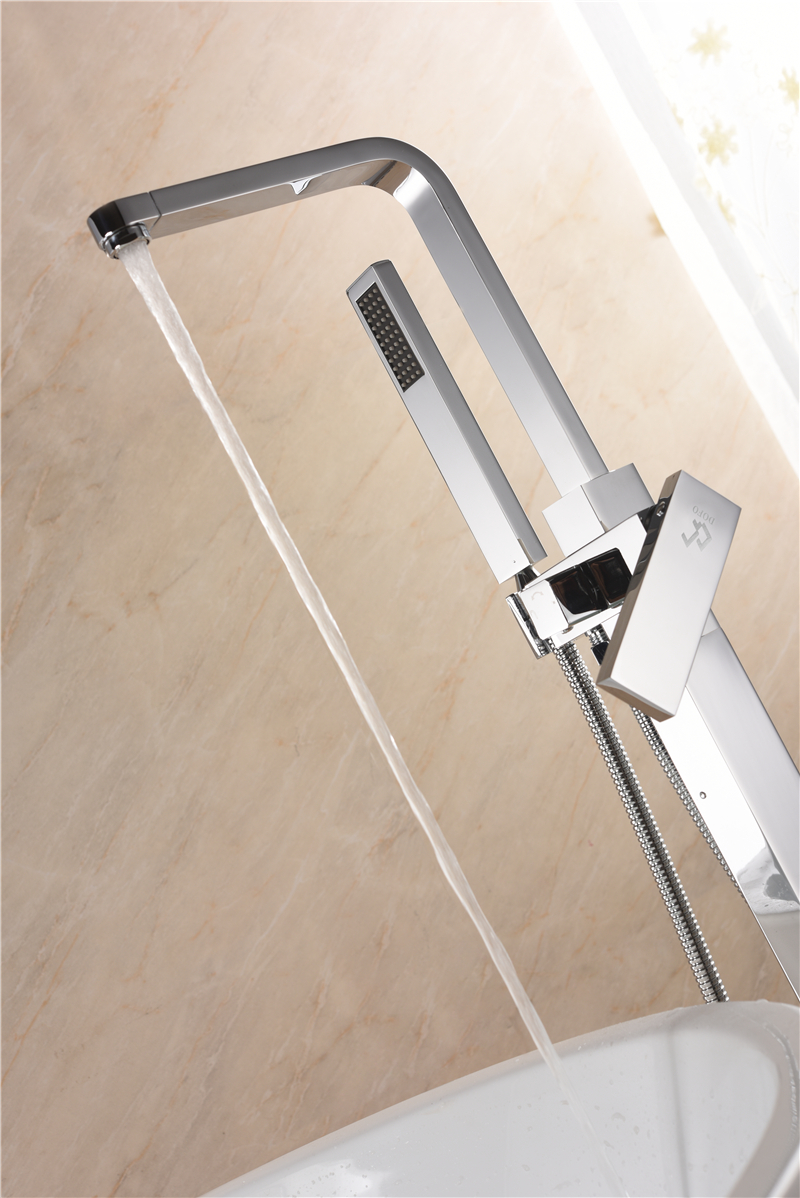 Brass High Quality Single Hole Floor-Mount Bathtub Faucet