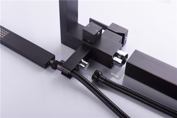 New Design Single Hole Golden and Black Color Bathtub Mixer