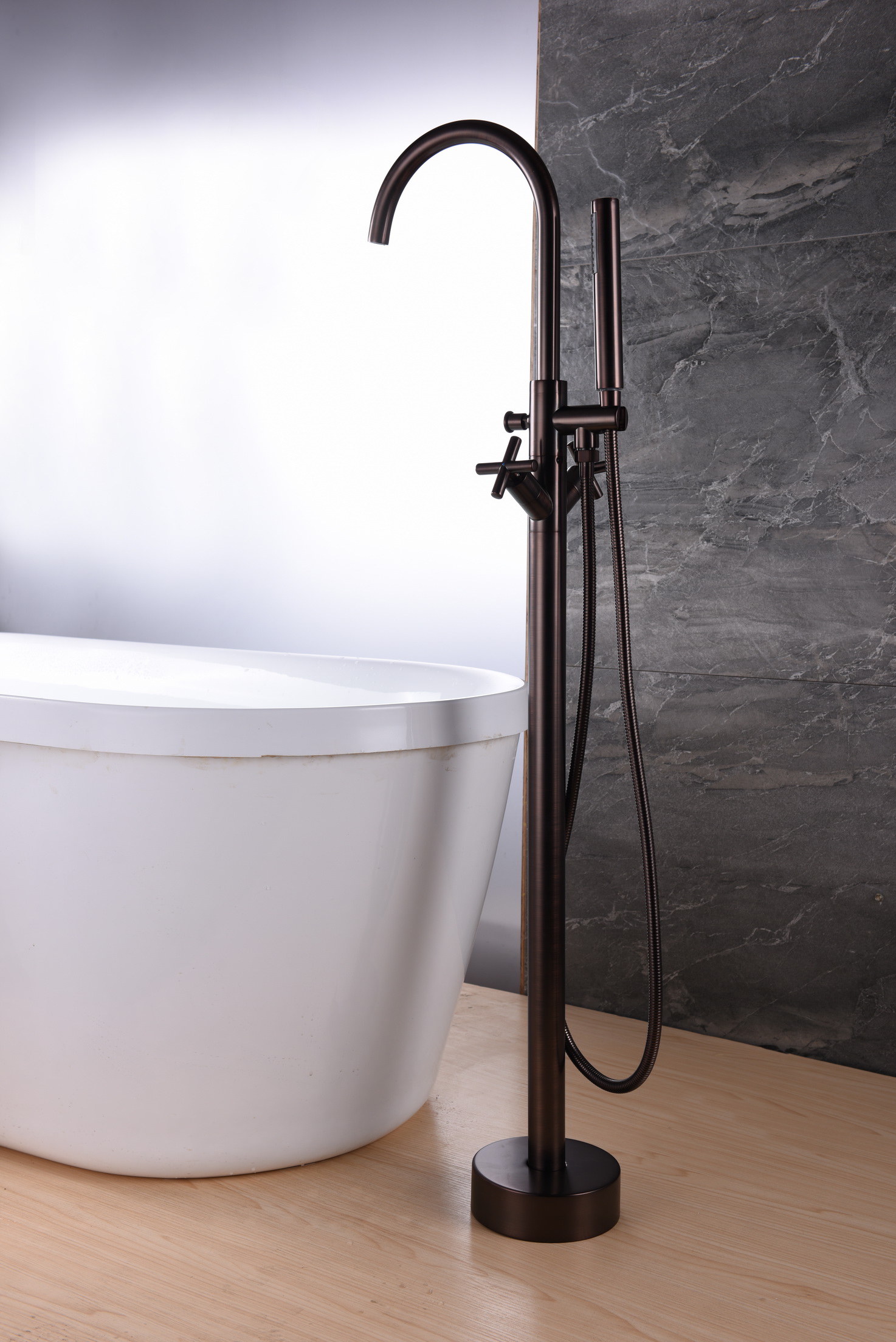High Quality Hot Selling Zinc Alloy Freestanding Bathtub Faucet