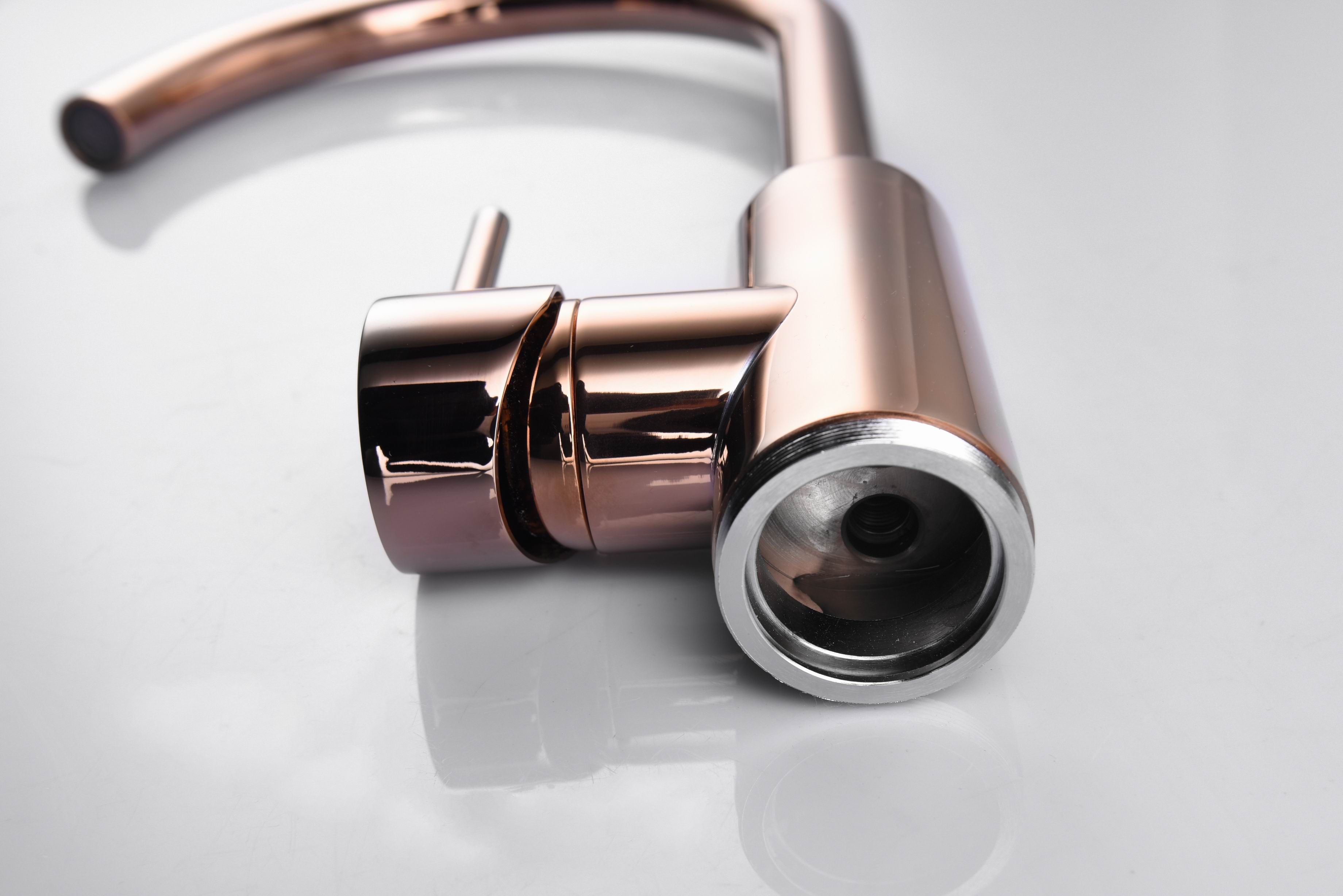 Luxury Brass Pvd Rose Gold Free Standing Bathtub Faucet Mixer Tap Tapware