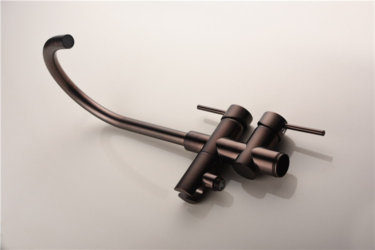 Hot and Cold Water Exchange Cheap Nice Quality Floor-Mount Bathtub Faucet