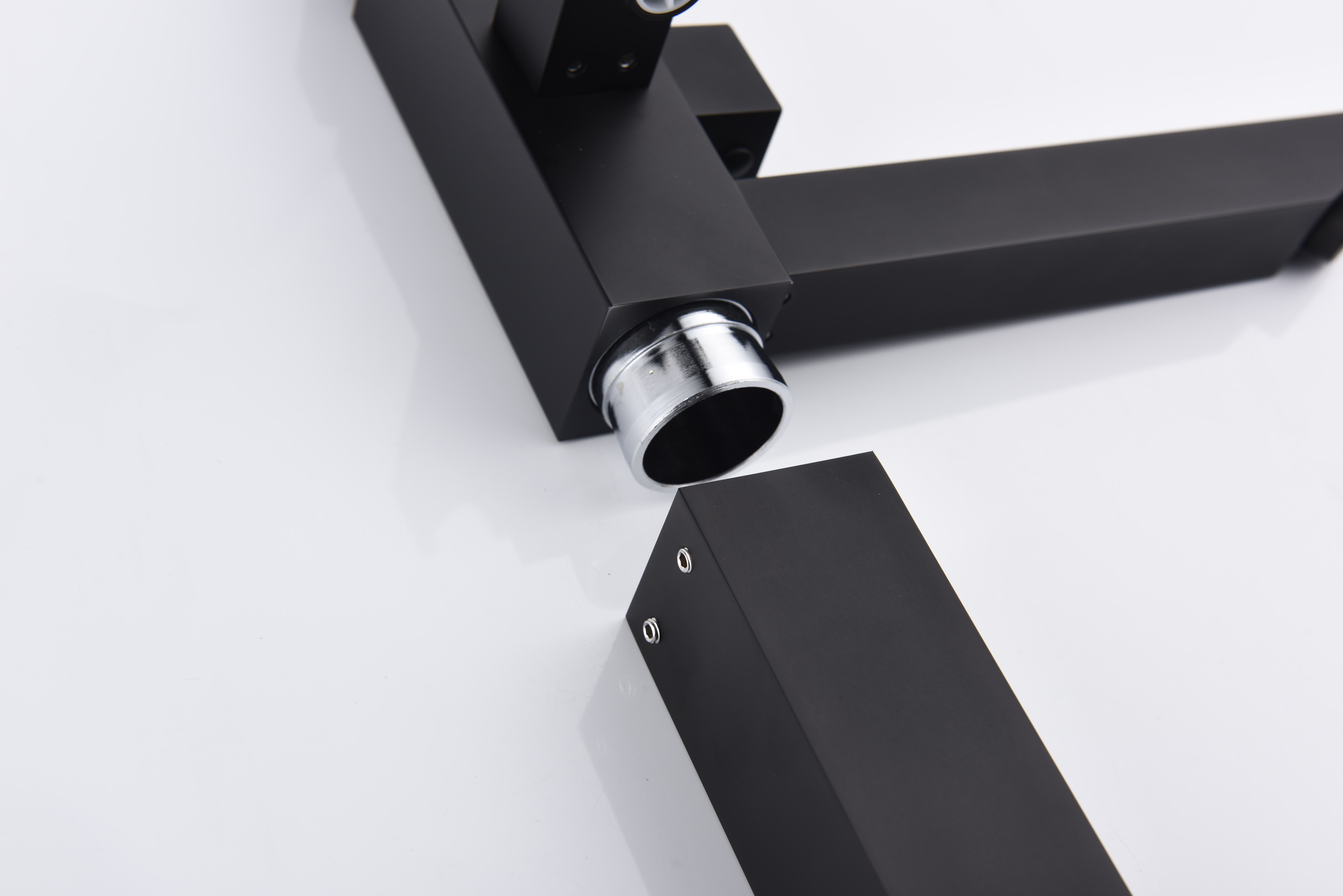 Classical White and Matt Black Square Round Sanitary Ware Faucet Tap