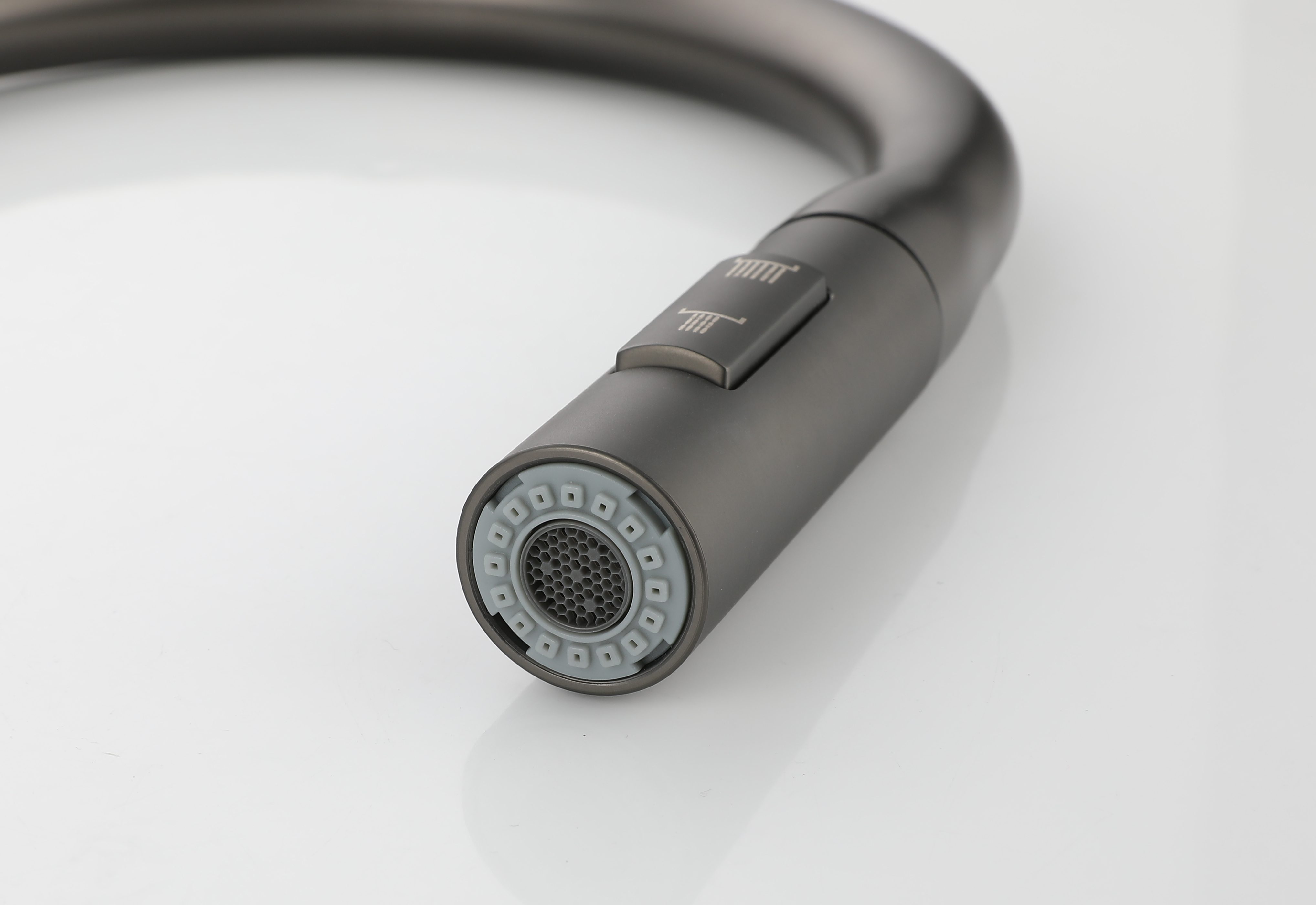 New Design Spray Sink Kitchen Faucet Cold Pull out Kitchen Sink Faucet