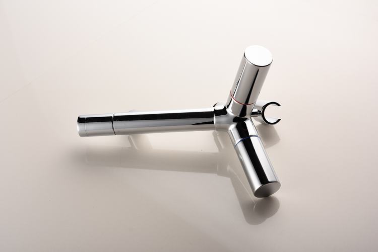 Classic Style Sink Single Handle Bathroom Faucet