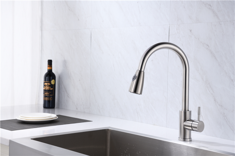 cUPC Stainless Steel Single Handle Hot And Cold Pull Out Kitchen Faucet With Sedal Cartridge