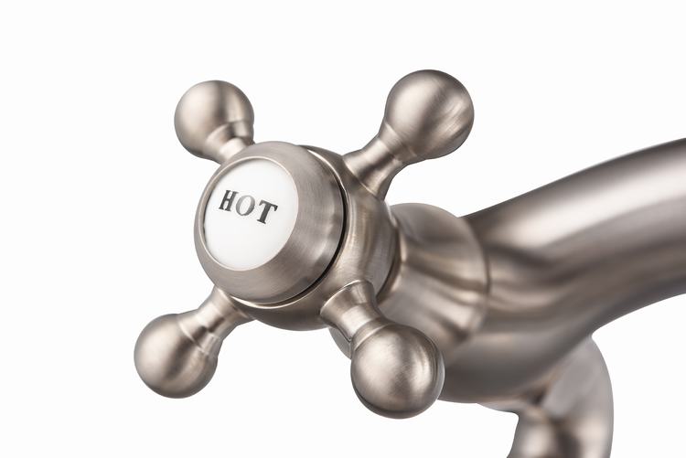 High Quality Deck-Mount Bathtub Faucet Round Simple Design Tap