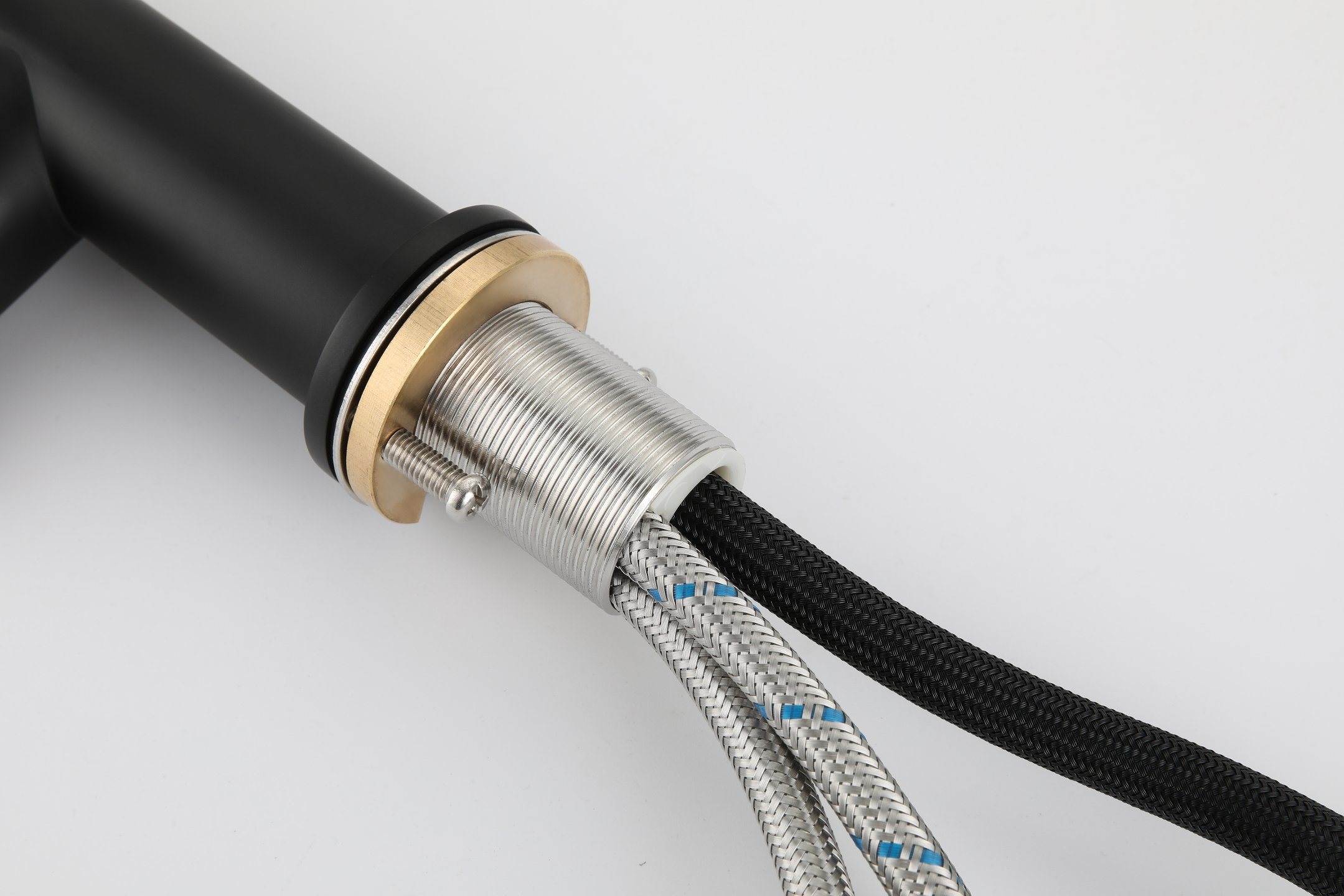 Matte Black Kitchen Sink Mixer Taps Faucet With Pull Down Magnetic Docking Sprayer Head