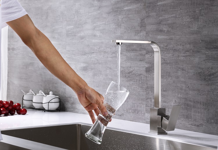 China hot sale new models deck mounted single handle sanitary ware stainless steel solid kitchen faucet griferias para cocina