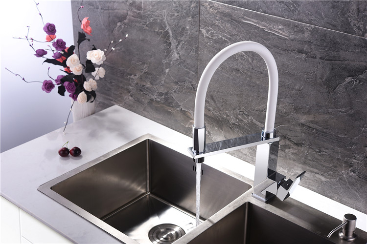 Luxury Gold Pull Down Modern Kitchen Faucet