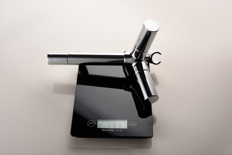 DF-02013 Unique Solid Brass Bathroom Sanitary Fittings Free Standing Faucet