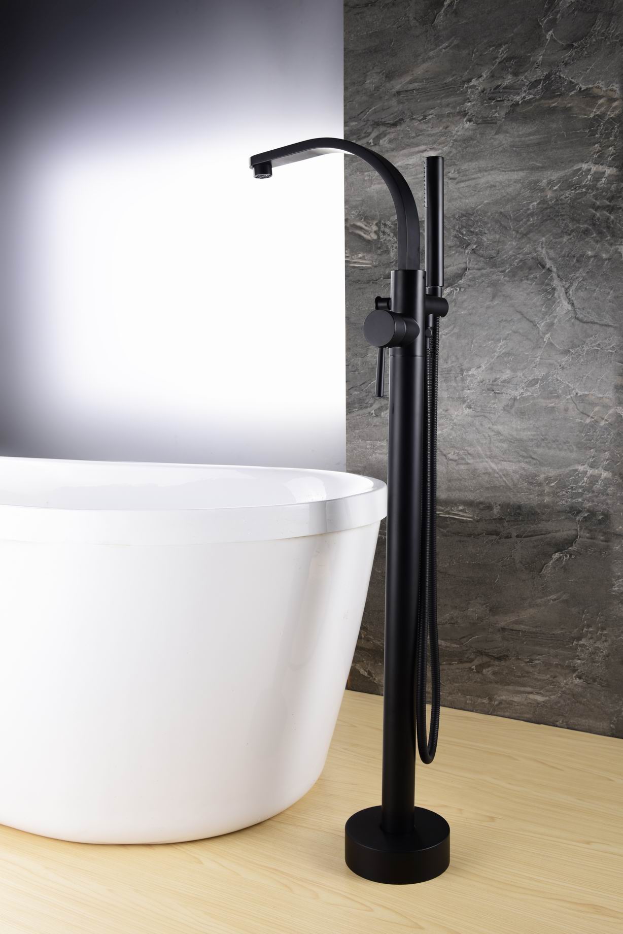 Matte Black Hot Selling Freestanding Faucet Brass Chrome Faucet