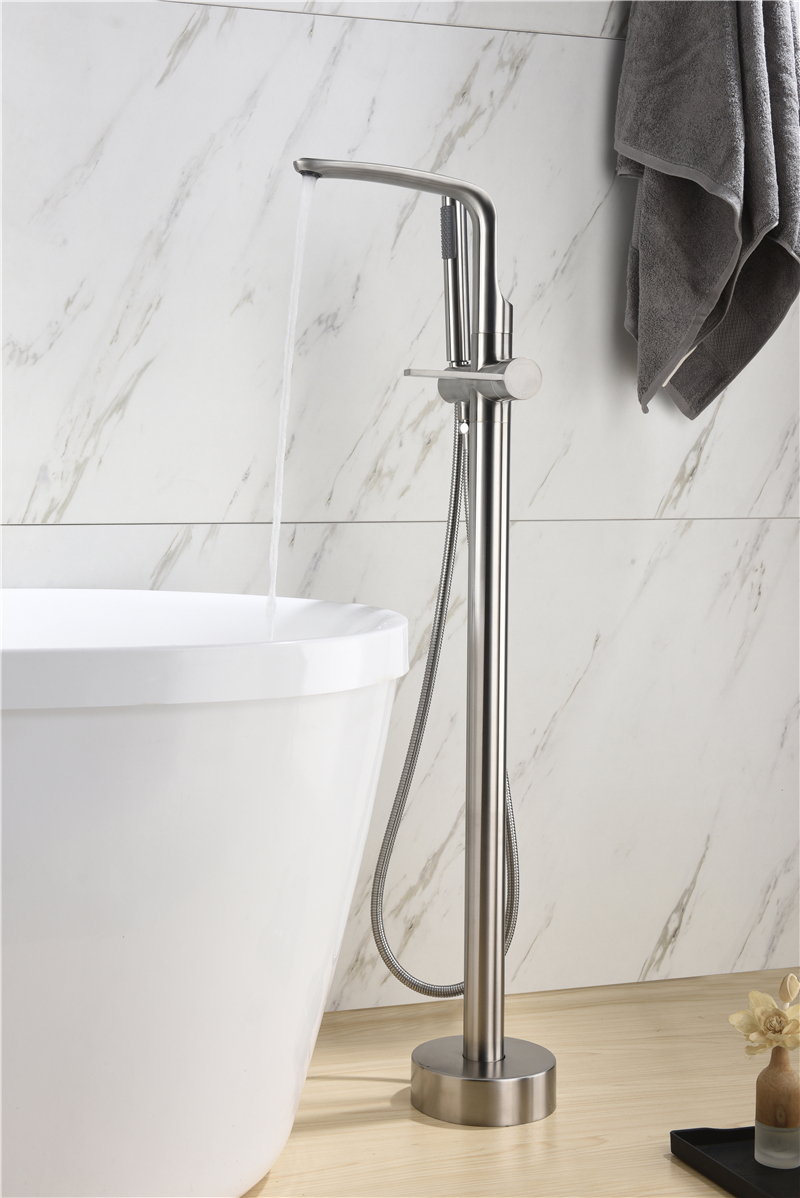 2022 Modern Design Styles Hot and Cold Water Exchange Water Faucet