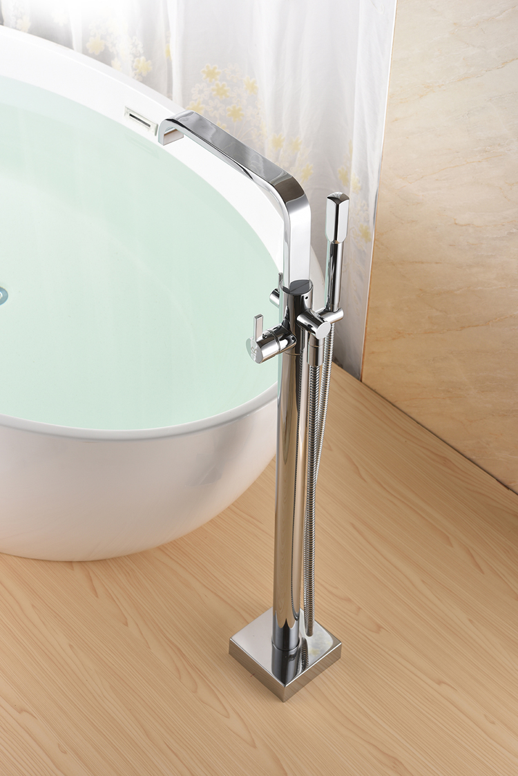 cUPC Bathroom Freestanding Bathtub Faucet (DF-02036)