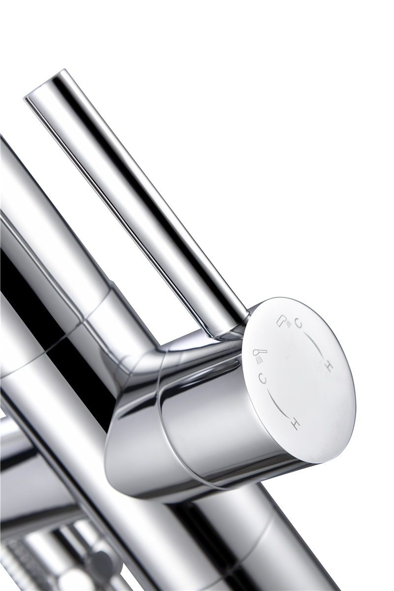 Simple Design Zinc Alloy Bathroom Faucet Classical White and Matt Black Bathtub Tap