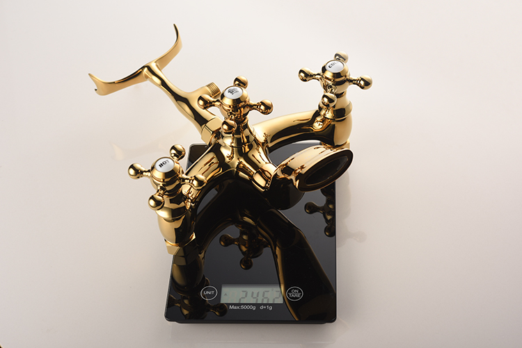 Bathroom accessories royal antique round handle bath faucet brass bathtub faucet with handheld shower head