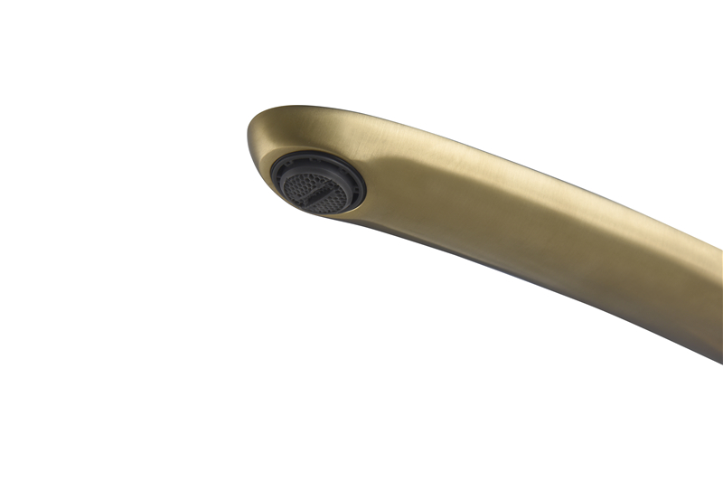 French Gold Pull-Out Single Hole Floor-Mount Bathtub Faucet