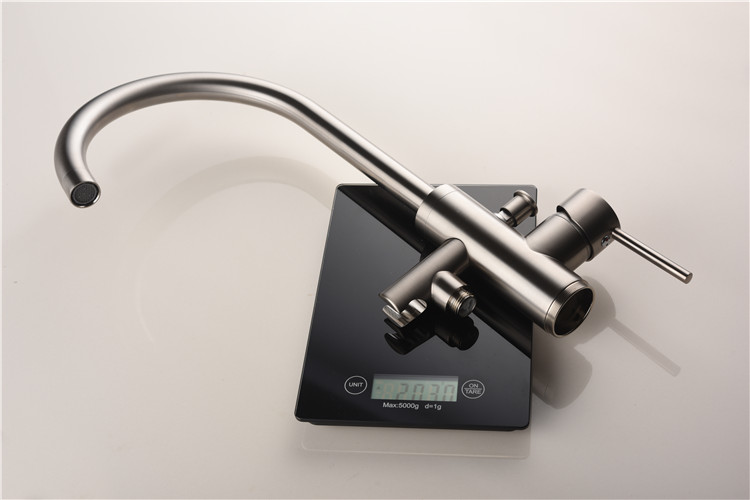 Factorys Price High Brass Quality Bathtub Faucet