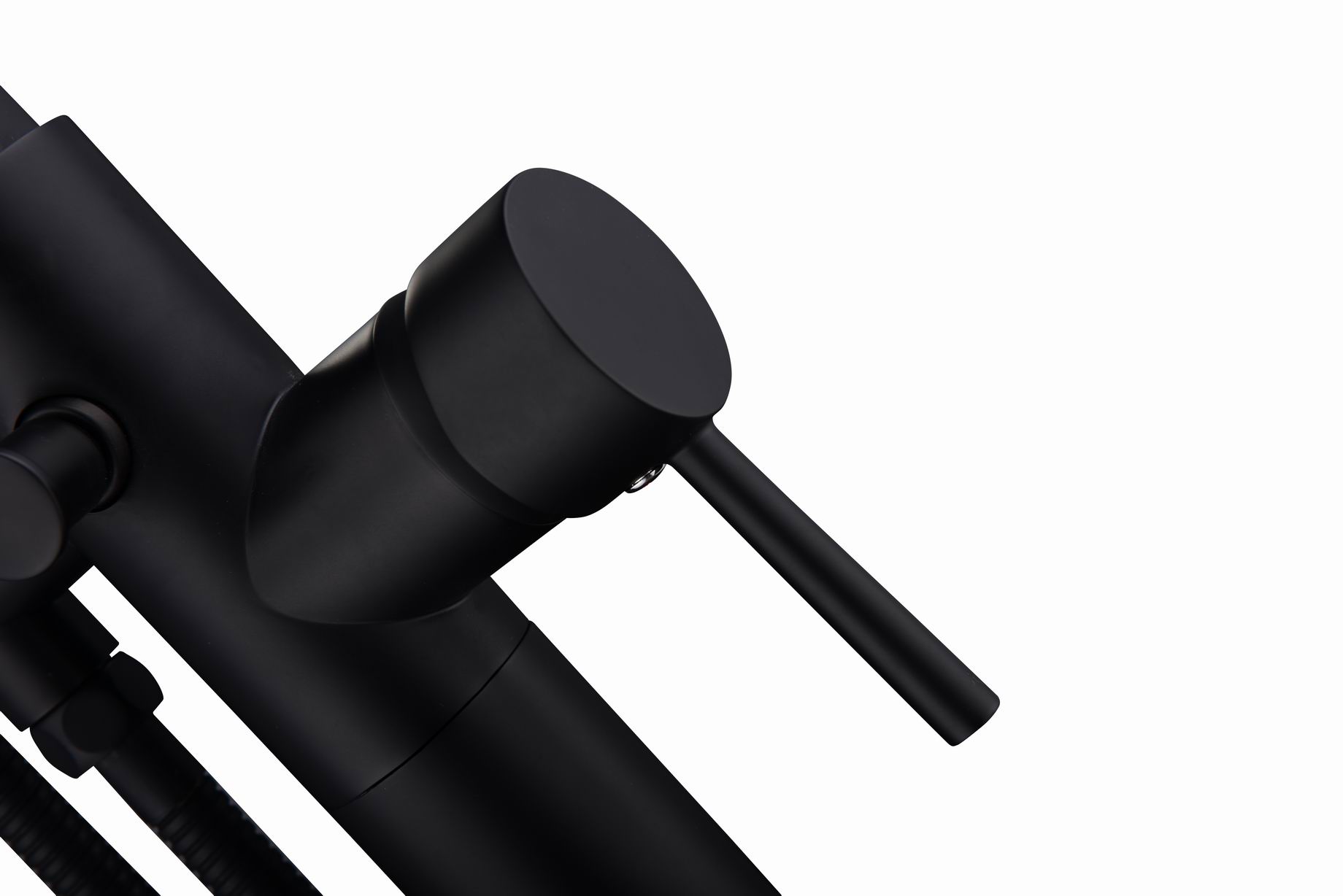 High Quality Single Hole Matt Black Floor-Mount Bathtub Faucet